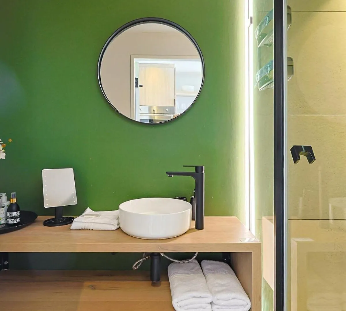 Stylish Topfloor At The Harri Mountain & City Views Cape Town Apartment